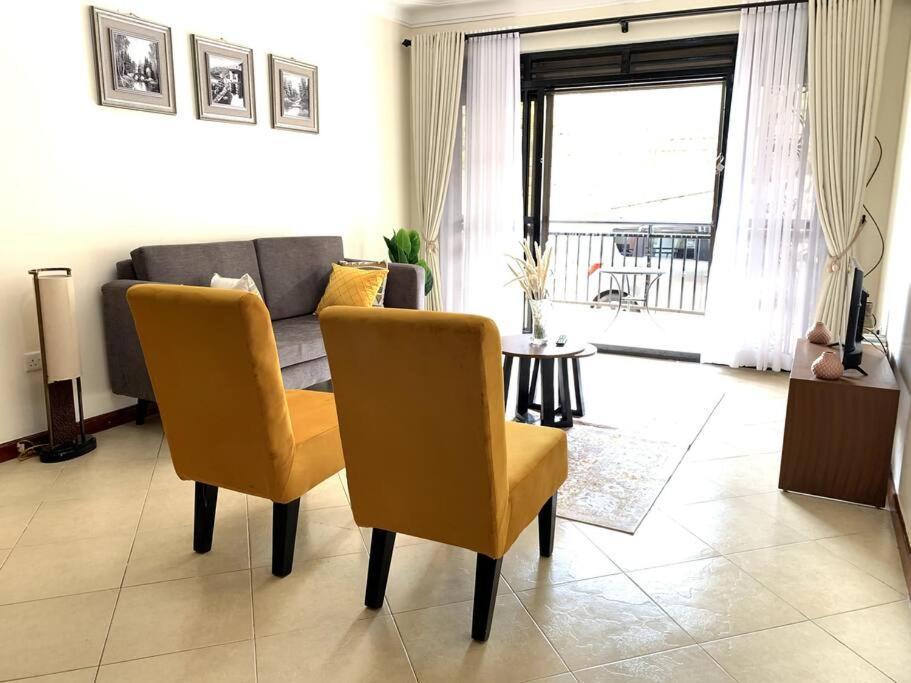 Cozy 2-Bedroom Apartment Within City Limits. Кампала Экстерьер фото